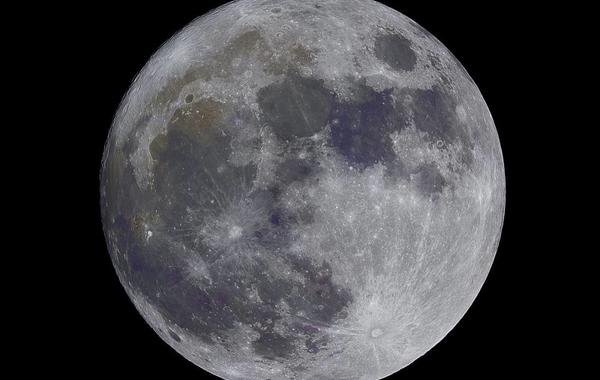 صورة سطح القمر