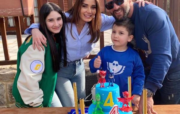 سيرين عبد النور برفقة أسرتها وابنها كريستيانو وزوجها - الصورة من حسابها على انستغرام