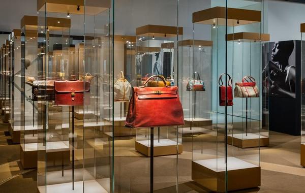 حكاية دار هيرميس في معرض "قصة حقيبة : Heritage Hermès" في متحف قطر الوطني