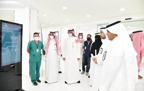 وزير الصحة يفتتح 8 مراكز صحية بجدة