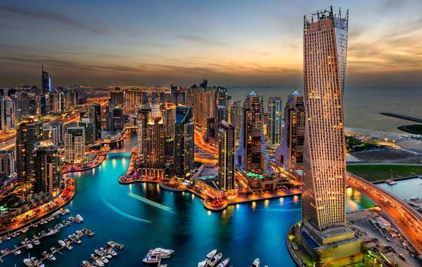 دبي تصدر 45653 رخصة تجارية جديدة . الصورة من مكتب دبي الإعلامي