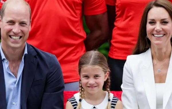 الأمير ويليام وكيت ميدلتون بينهما ابنتهما الأميرة شارلوت- الصورة من حساب Europe Royals على إنستغرام
