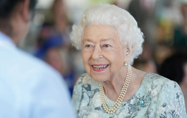 الملكة إليزابيث - الصورة من وكالة رويترز