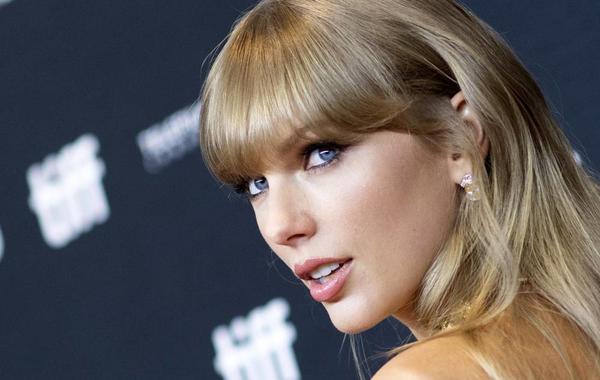 Taylor Swift" during the 2022 Toronto International Film Festival at TIFF Bell Lightbox on September 09, 2022 in Toronto, Ontario, Canada. VALERIE MACON / AFP