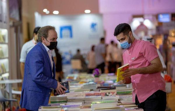 تخصيص 4.5 مليون درهم لتزويد مكتبات الإمارة بأحدث إصدارات "معرض الشارقة الدولي للكتاب". الصورة من "وام"