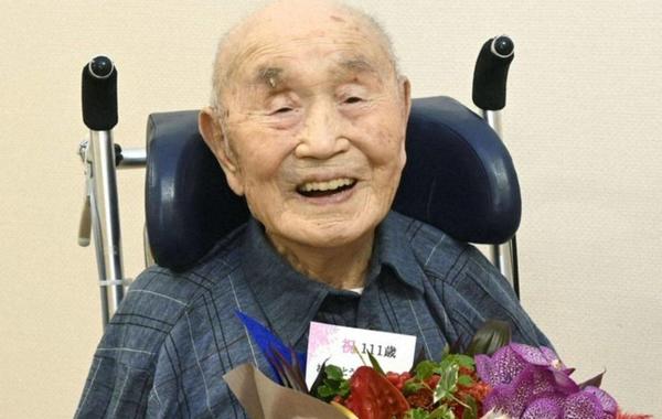     وفاة أكبر معمر في اليابان عن 111 عاما