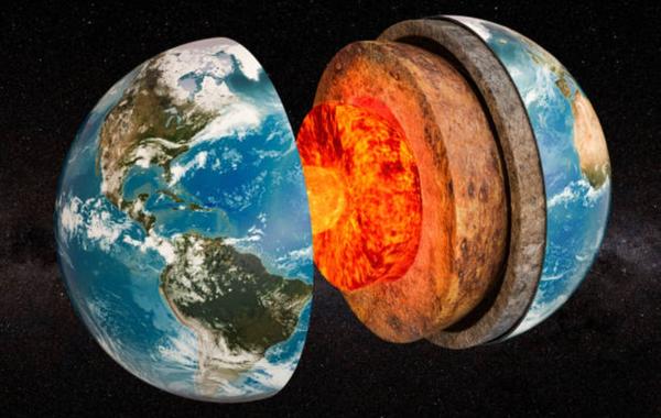 أرض داخل الأرض، كرة صلبة بحجم كوكب بلوتو 