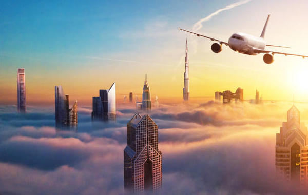 مطارات دبي تستقبل 200 ألف مسافر في 24 ساعة. الصوررة من موقع unsplash