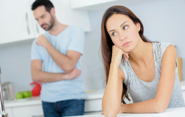 9 أسباب تُفقدك احترام زوجك لك