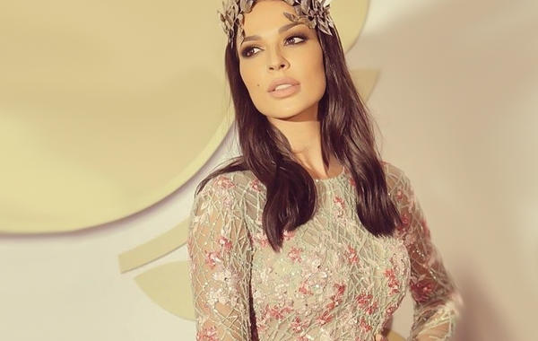 أجمل 10 فساتين ارتدتها النجمات العربيات في عام 2016