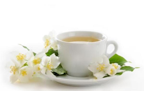 انفوغرافيك: تعرفي إلى فوائد الشاي الأبيض الصحية المدهشة