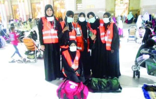 240 متطوعة لإسعاف زائرات المسجد النبوي