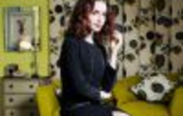 " Lily Collins"  أجمل نجمات هذا الشَّهر بامتياز
