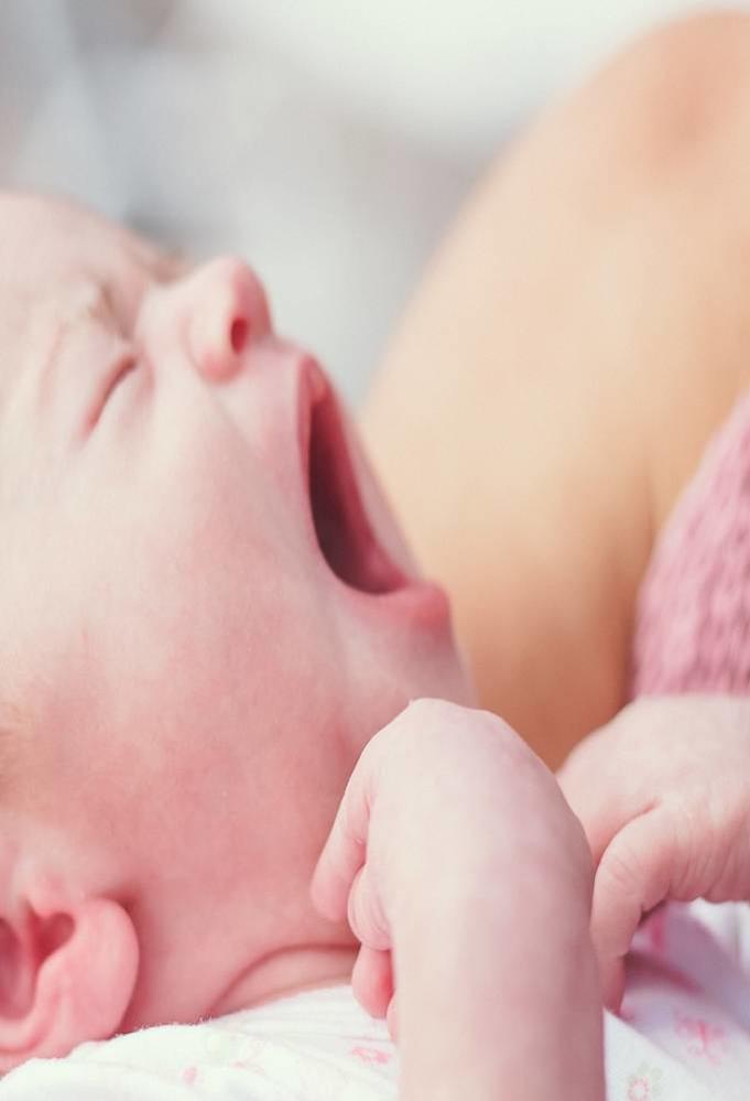 وزن إحساس لا يمكن تصوره  التثاؤب المتكرر عند الرضع هل هو مصدر قلق؟ | مجلة سيدتي