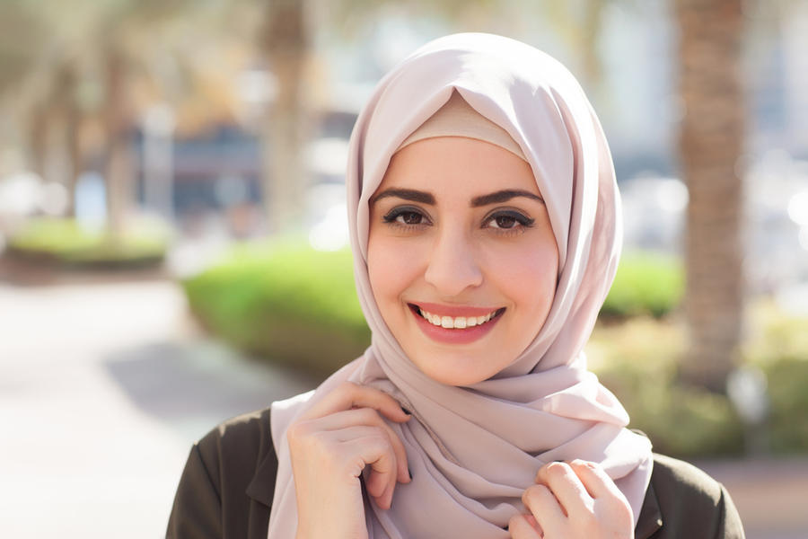 Cunsigliu nantu à portà hijab durante u Ramadan è caccià dopu | Madama Magazine