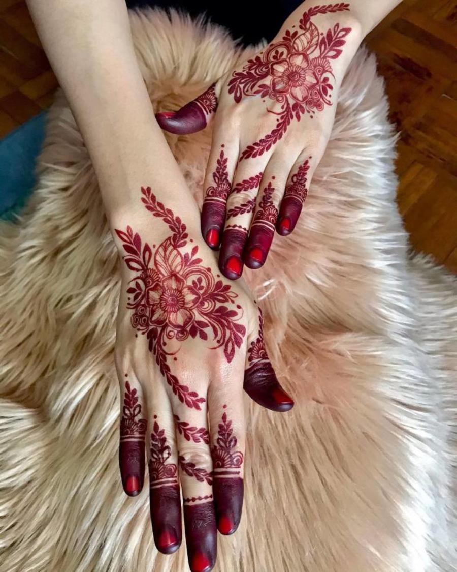 Yuav ua li cas ua liab henna rau tes Sayidaty magazine